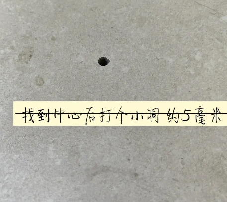宽甸瓷砖空鼓维修公司专业解答在瓷砖铺贴过程中，如果砂料搅拌不均匀，将会带来以下问题